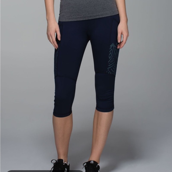 lululemon athletica Pants - 🍋 Lululemon Stash It Crop- Size 4- NWT